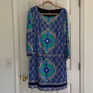 Amazing colorful sheath dress by Laundry by Shelli Segal